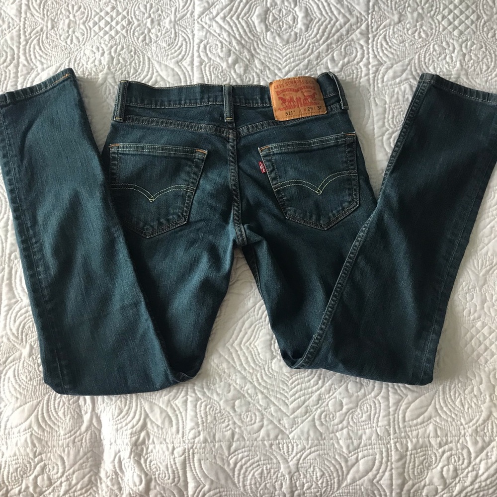 Levi women 511 Red Tab jeans in size 29